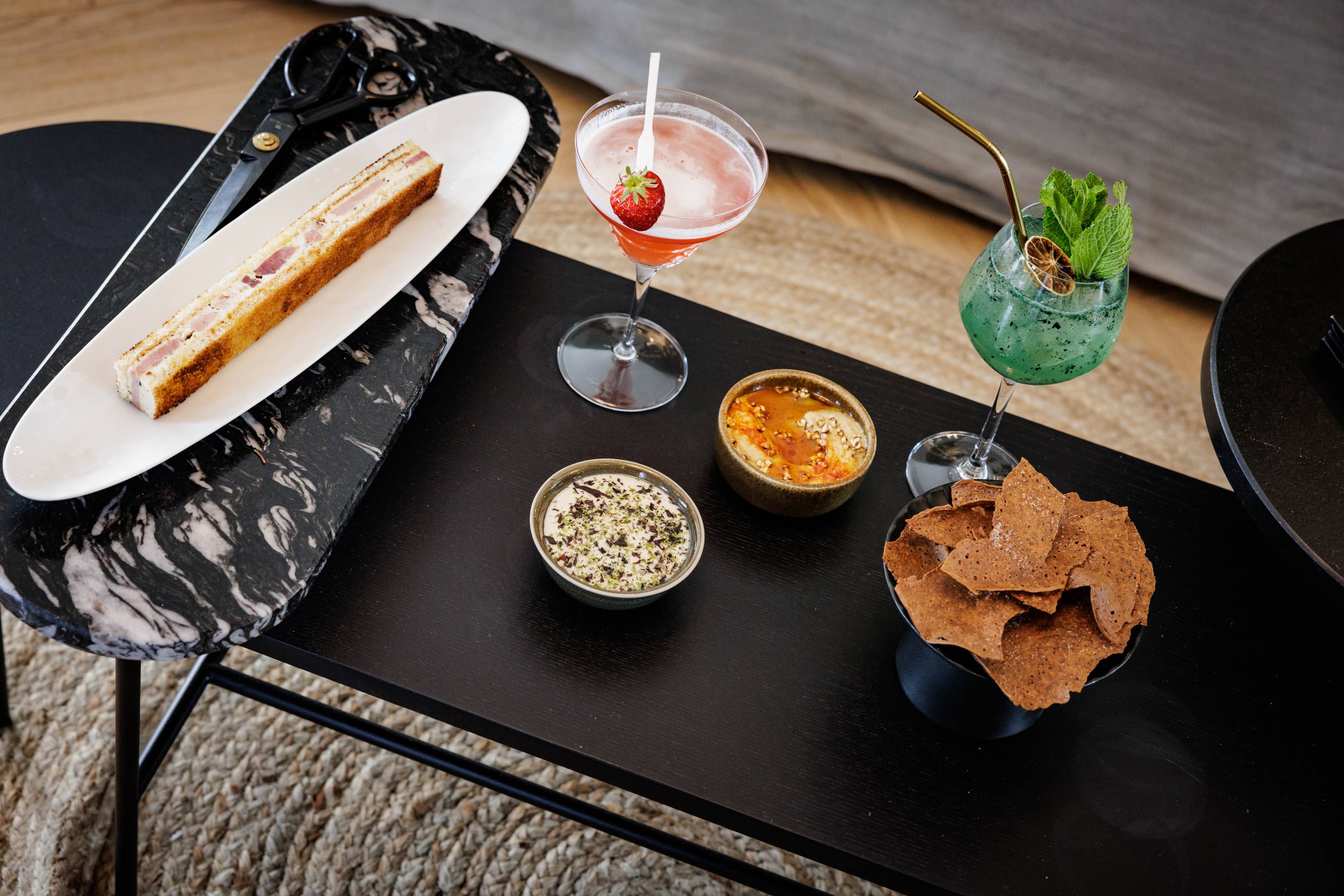 Massage, Cocktail & Piscine