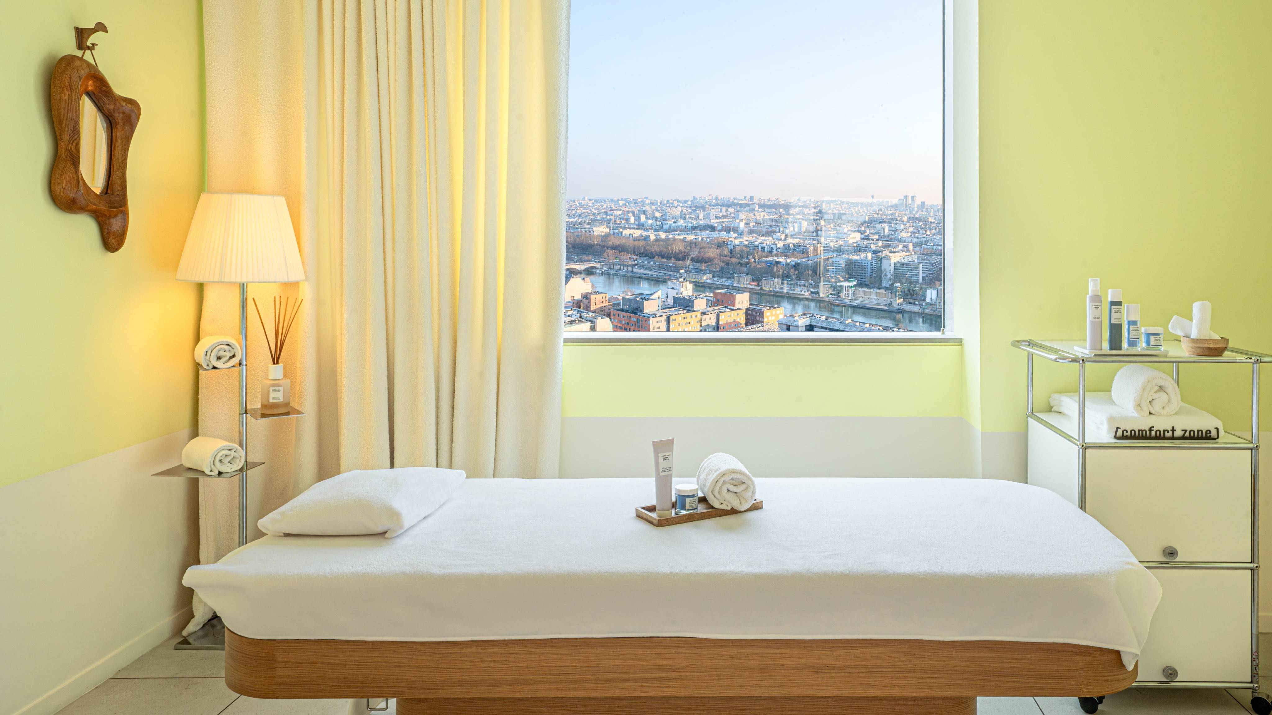 Rituel corps & visage au-dessus de Paris