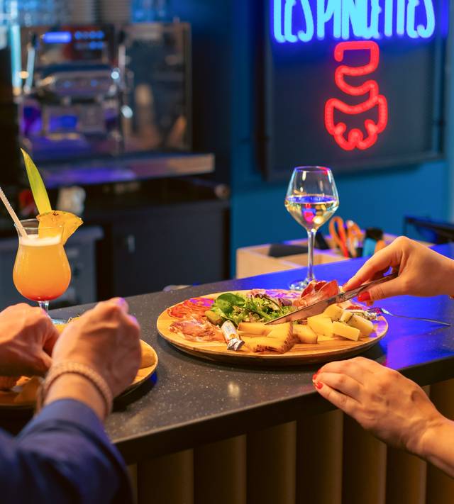 Aperitif Moment for Two