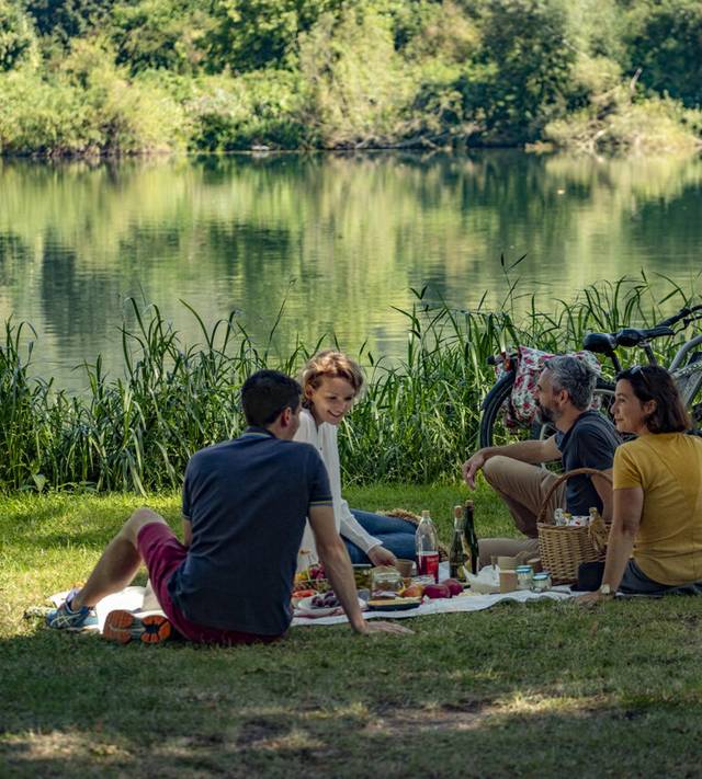 Natural relaxation : Spa, Picnic & Cycling