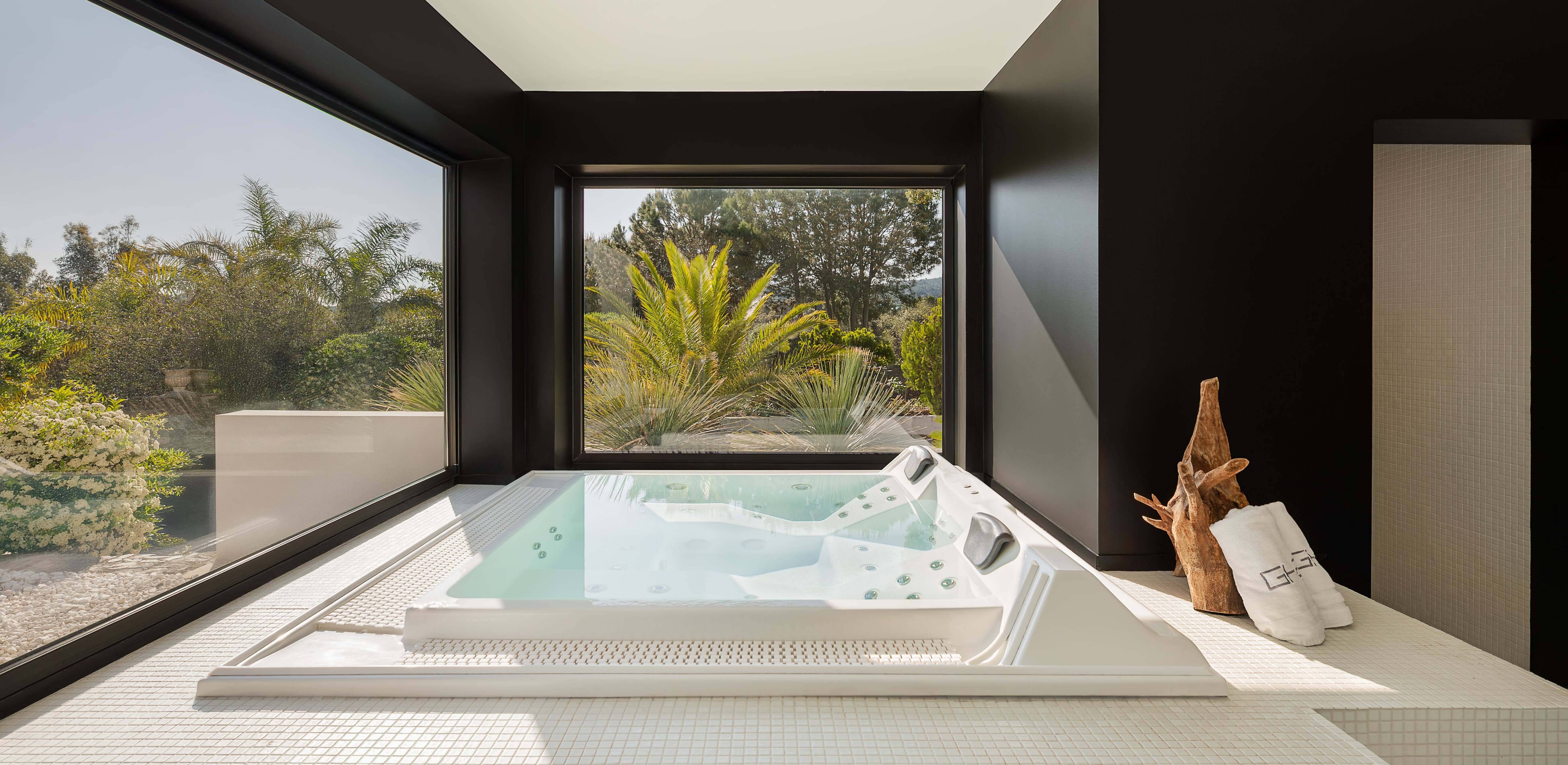 Private Seaside Spa