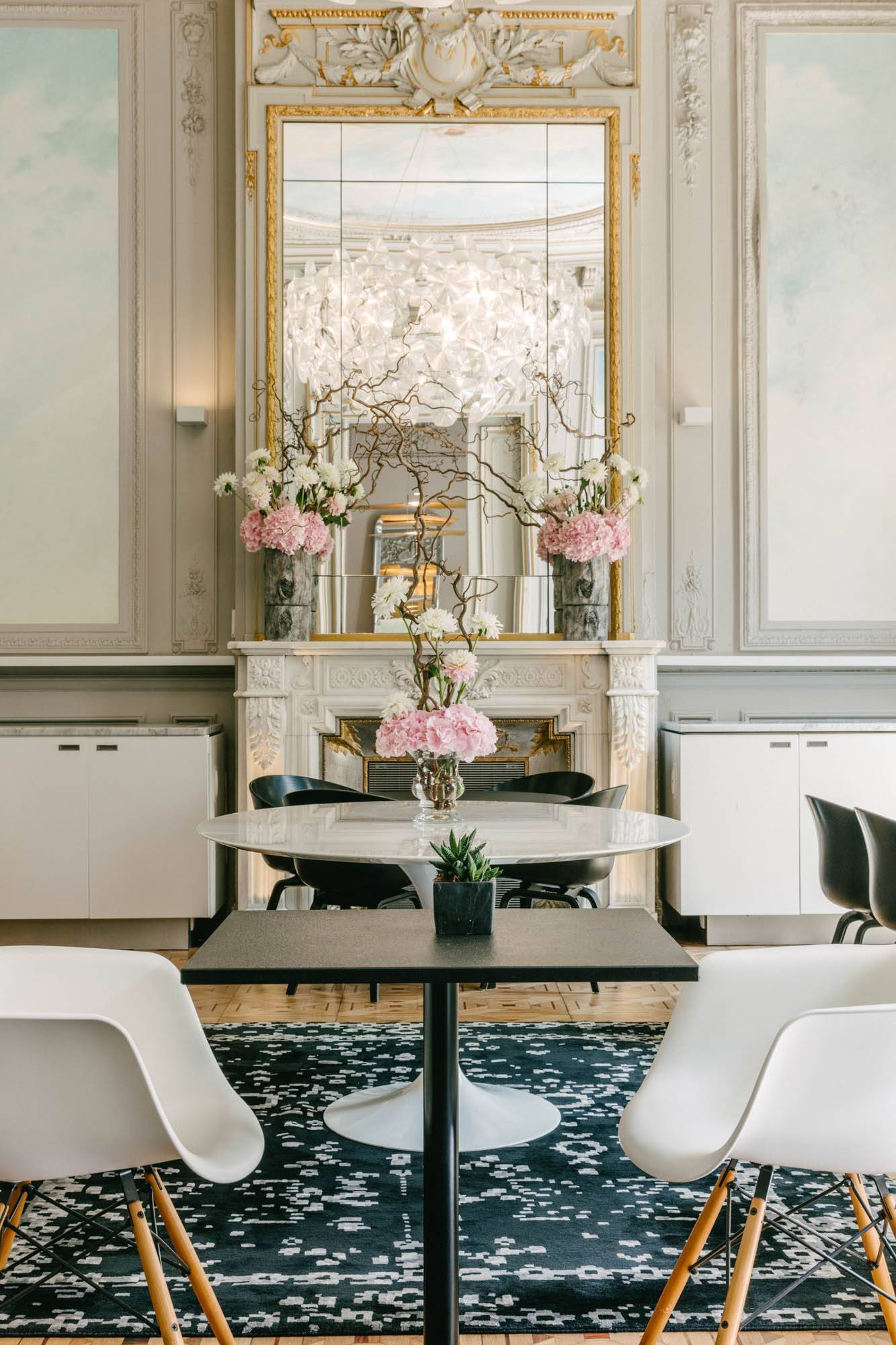 Hôtel C2 *****