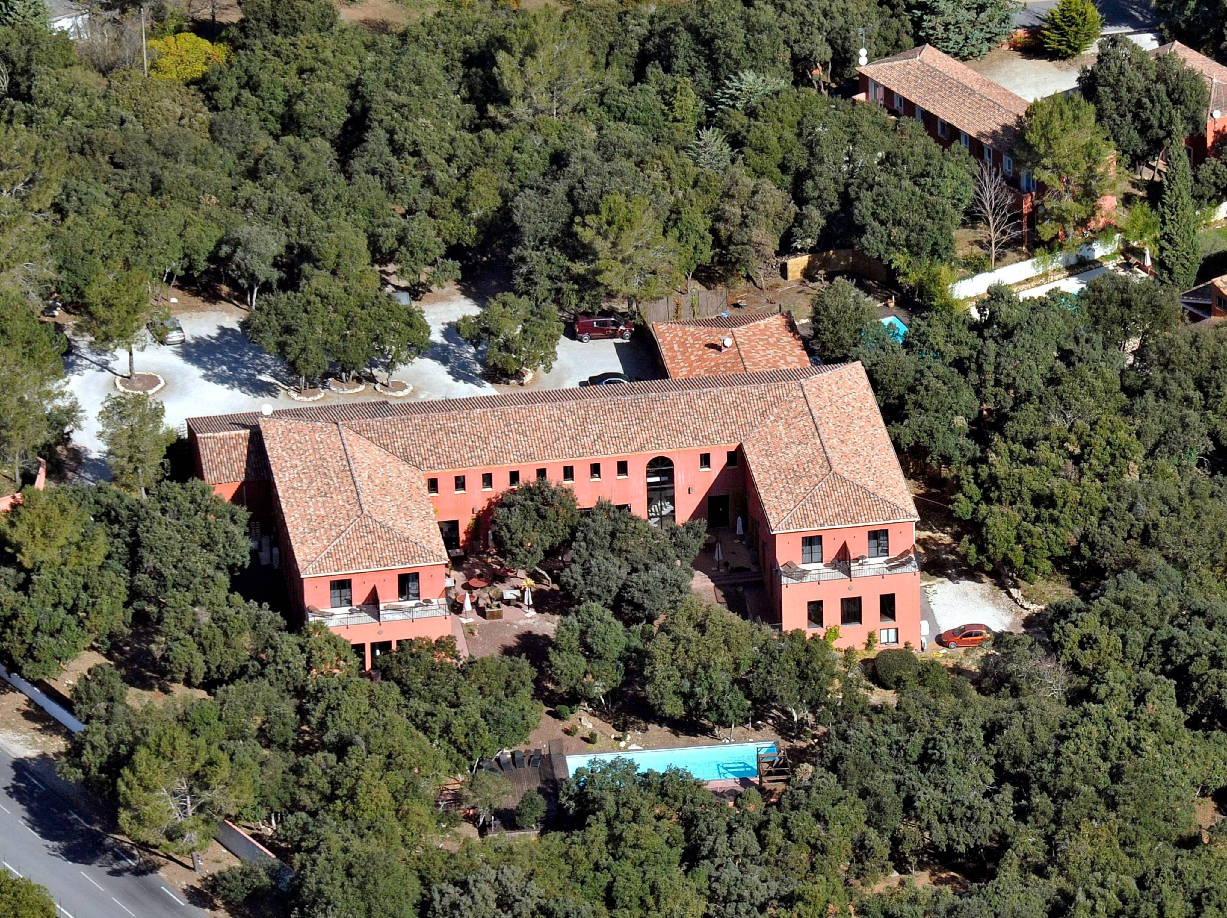 Hôtel Disini ****