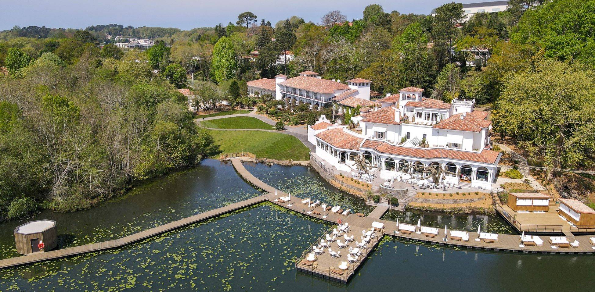 Brindos, Lac & Château *****