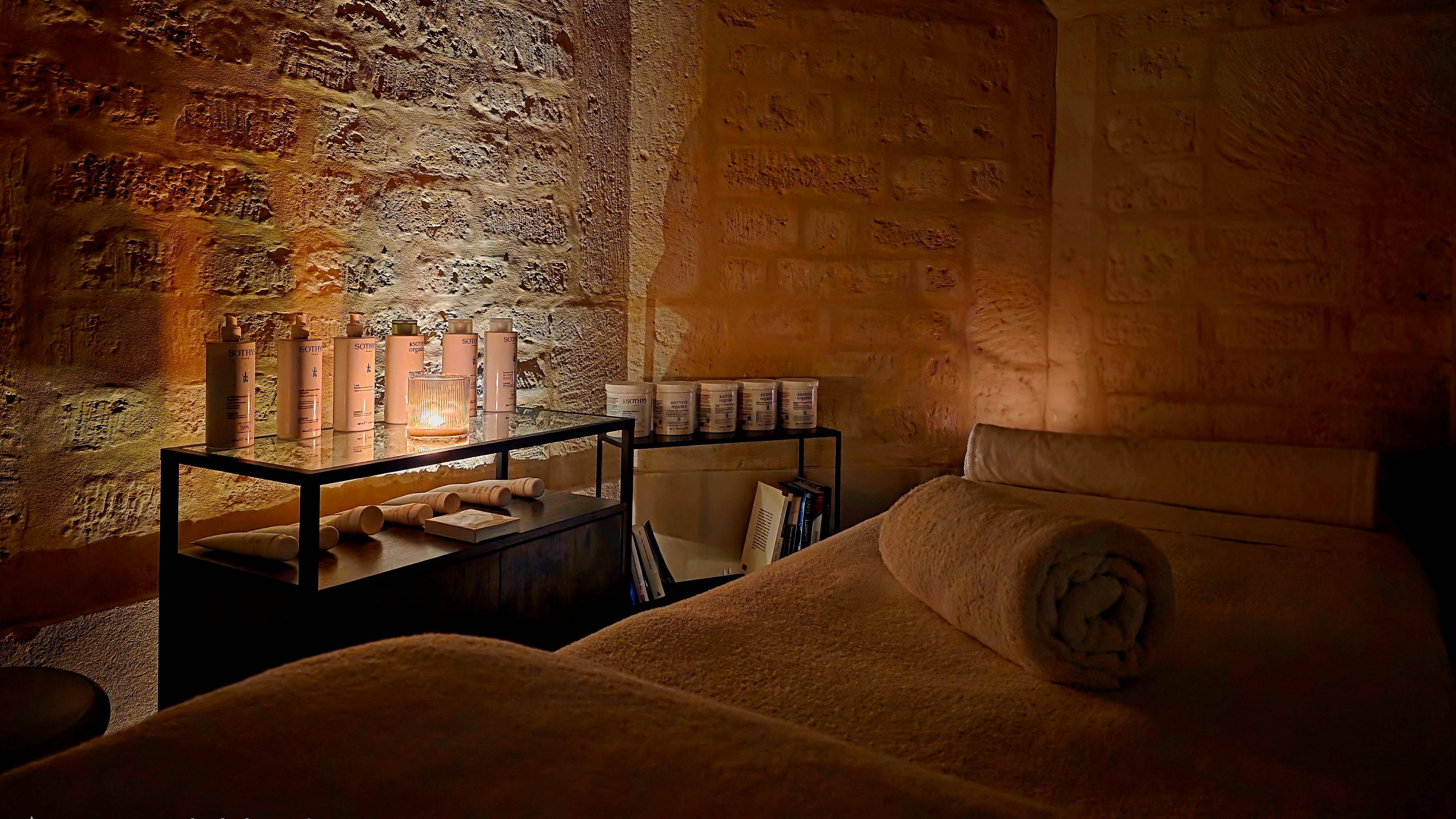 Relaxing Massage & Sweet Break