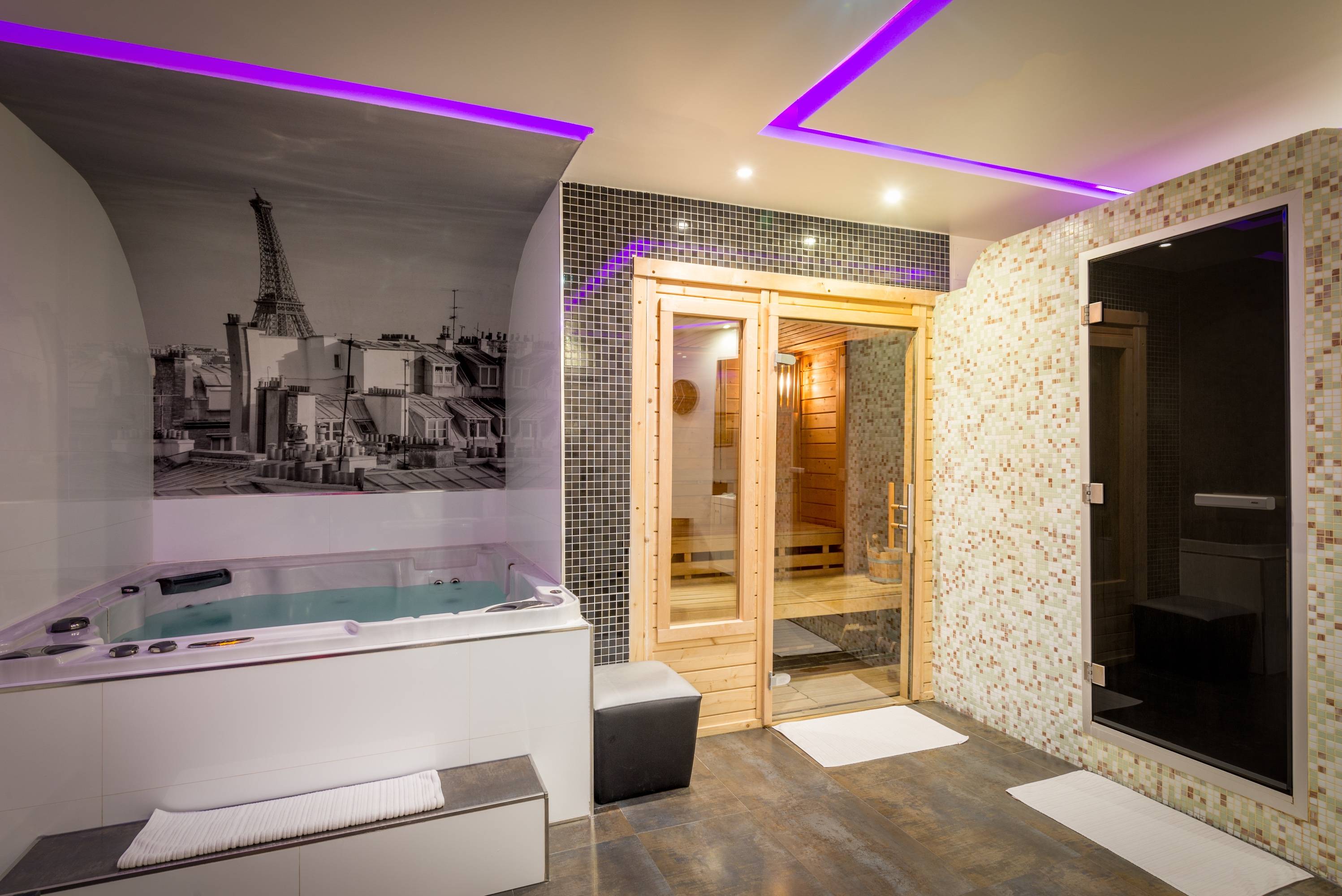 L'Empire Paris ****