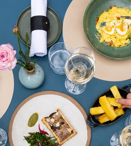 Neo-Bistro Experience & Glass of wine