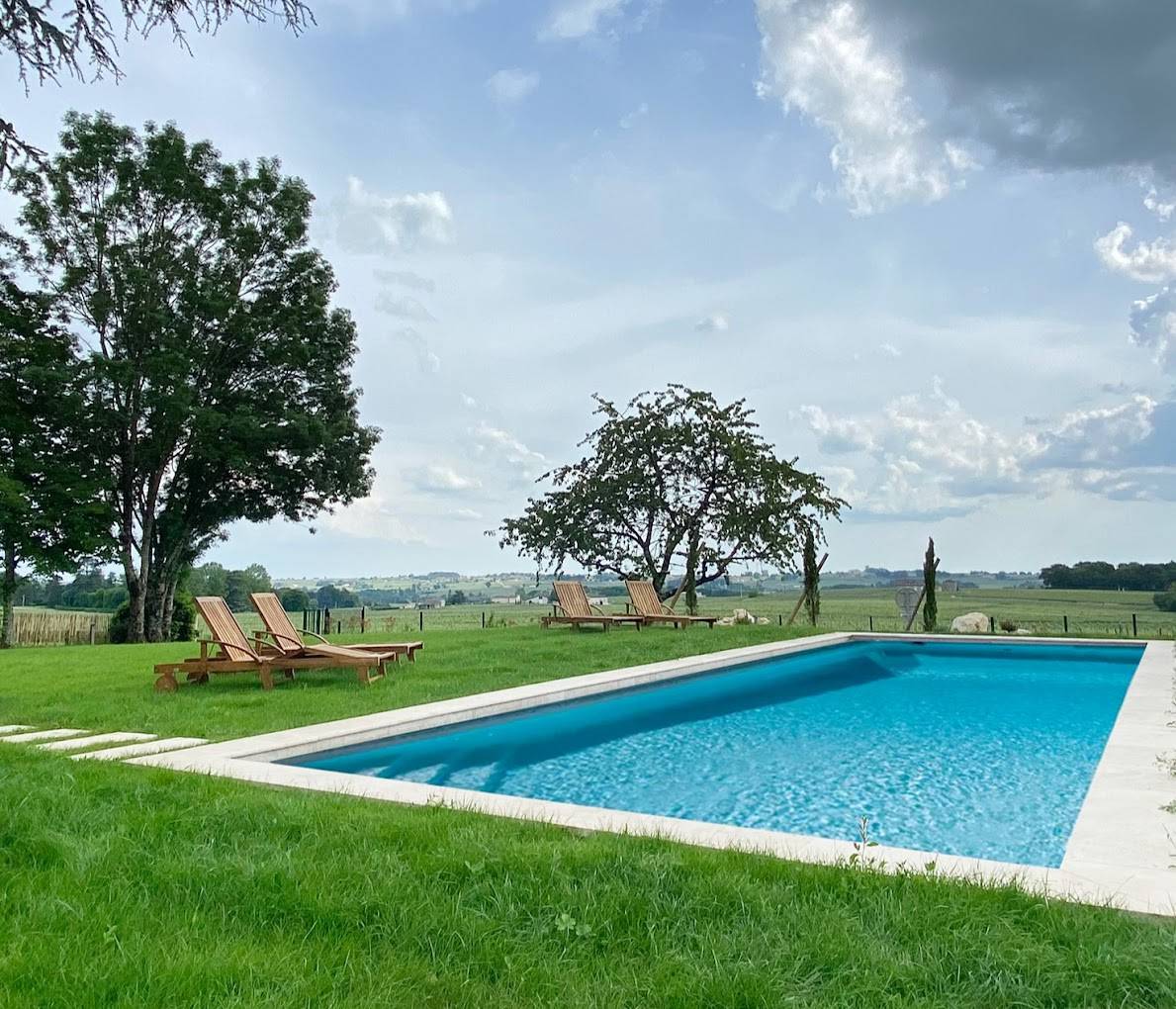 Pool & Cocktail