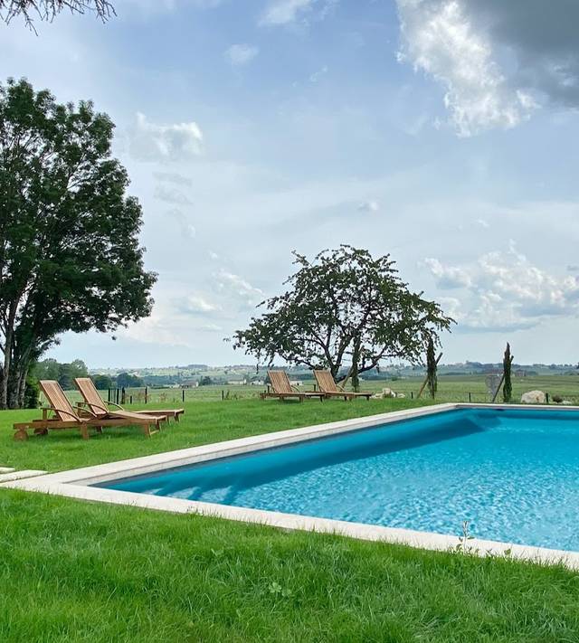 Pool & Cocktail