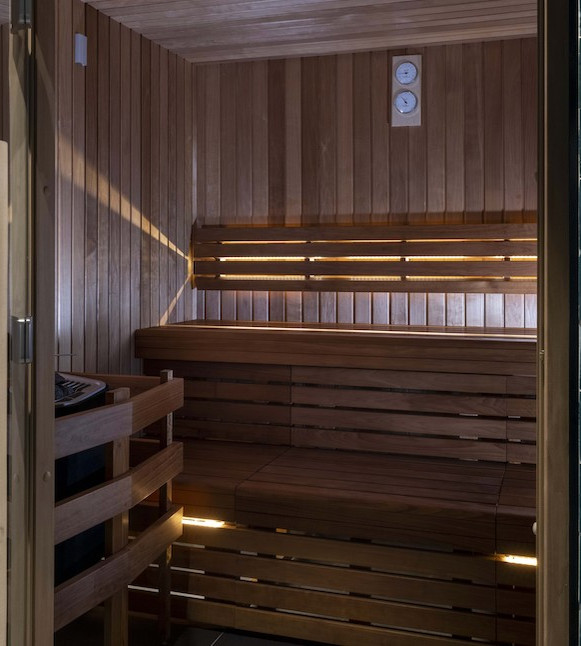 Sauna & Fitness Hour
